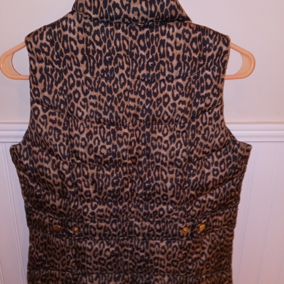 Animal print puffer vest - Picture 2 of 4